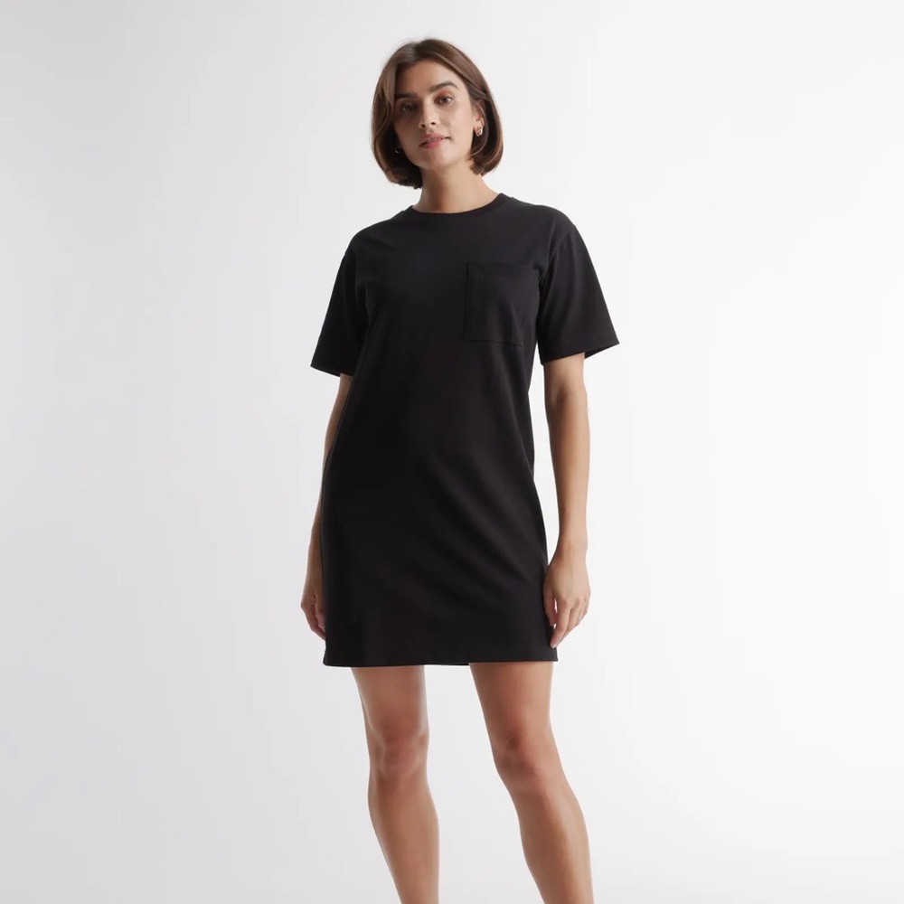 Quince 100% Organic Cotton Relaxed T-Shirt Dress in Black size M